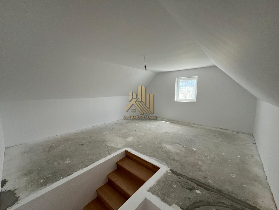 PENTHOUSE 4 CAMERE TRACTORUL COMISION 0