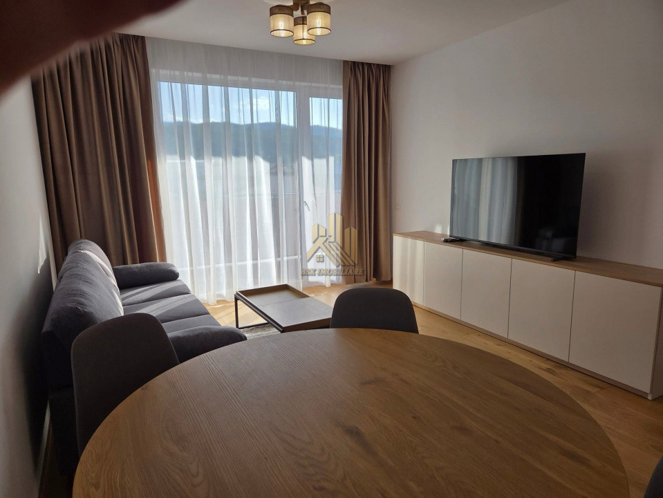 Apartament 3 camere 2 bai Urban Plaza