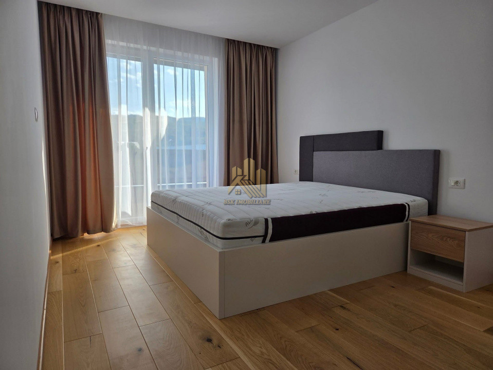 Apartament 3 camere 2 bai Urban Plaza