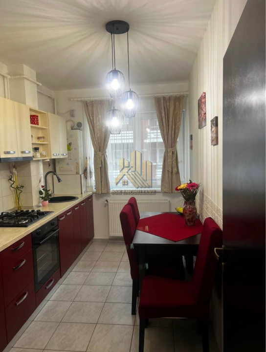 Apartament 2 camere decomandat, 54 mp + 2 balcoane, etaj 1