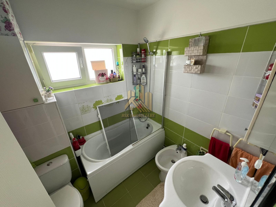 Apartament 2 camere la casa