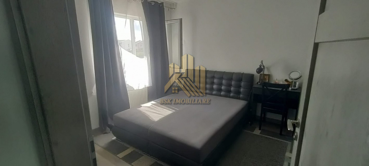 Apartament 3 camere Vanzare