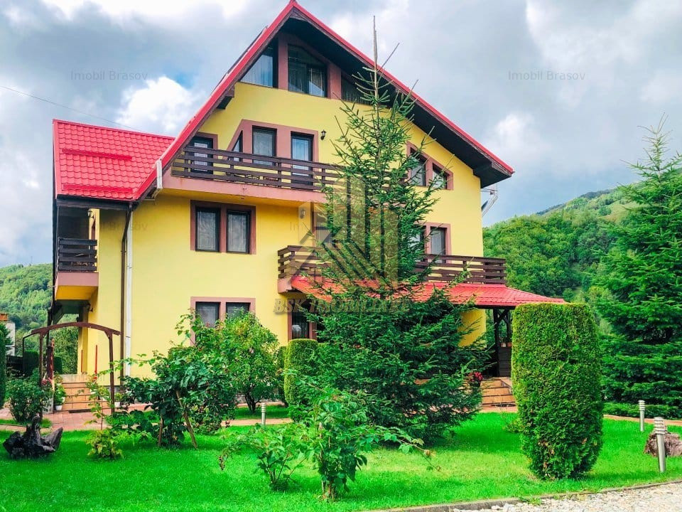 Casă de vânzare Moieciu Bran, lângă Castel – Ideal pensiune, comision 0