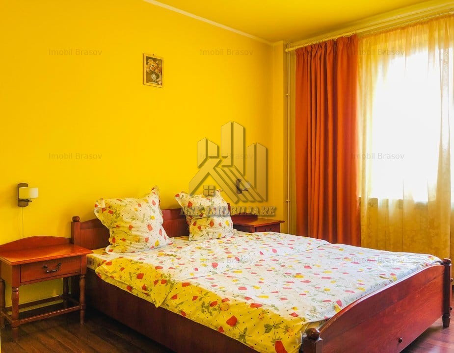 Casă de vânzare Moieciu Bran, lângă Castel – Ideal pensiune, comision 0