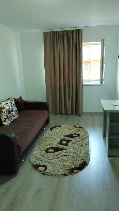 Studio de inchiriat