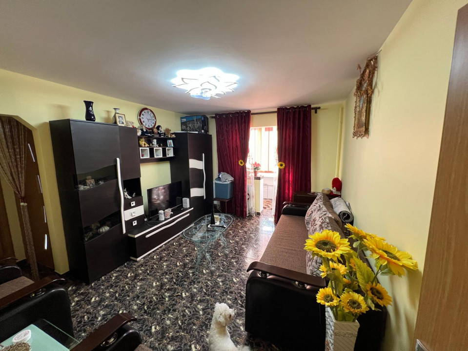 Apartament 3 camere Tractorul