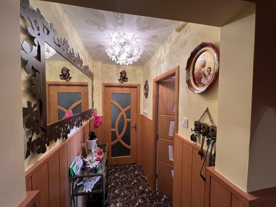 Apartament 3 camere Tractorul