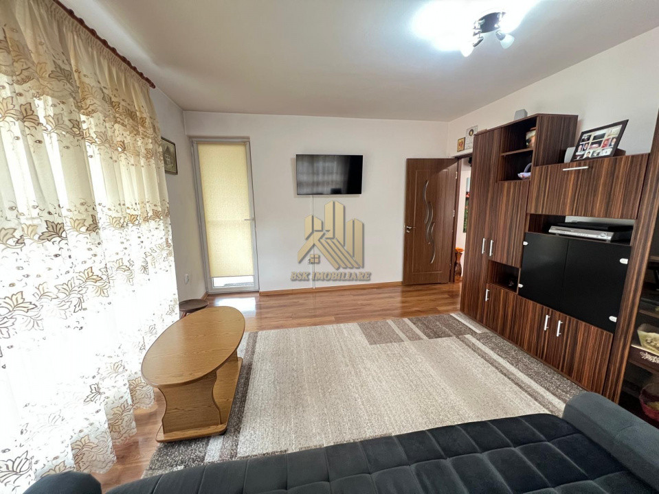 Apartament 2 camere Tractorul Comision 0