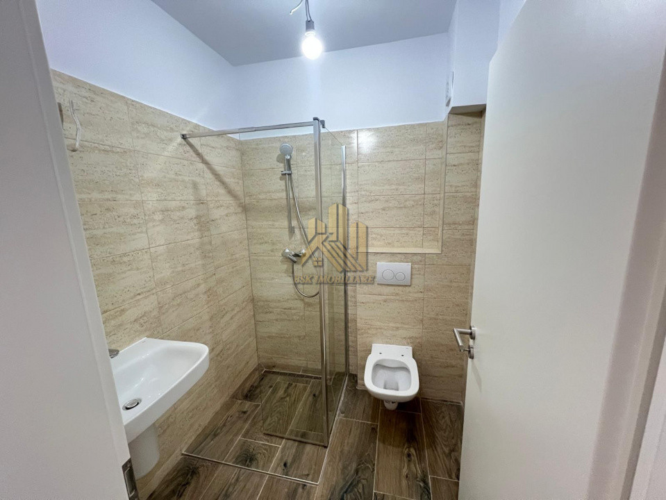 Apartament 3 camere Tractorul Top Zone