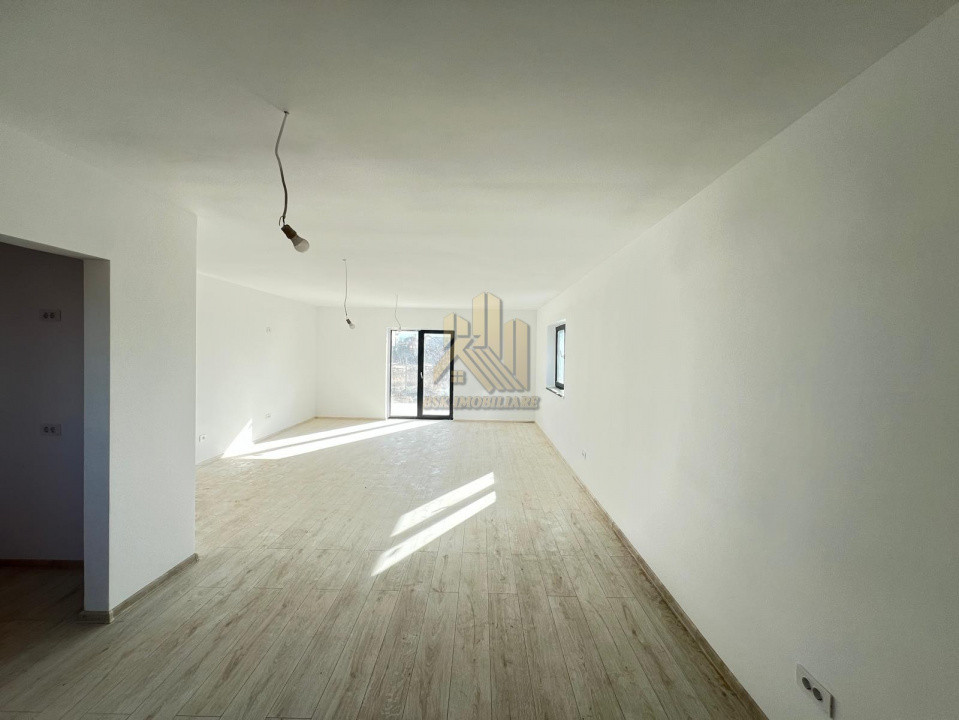 Casa 4 camere Izvor Tarlungeni