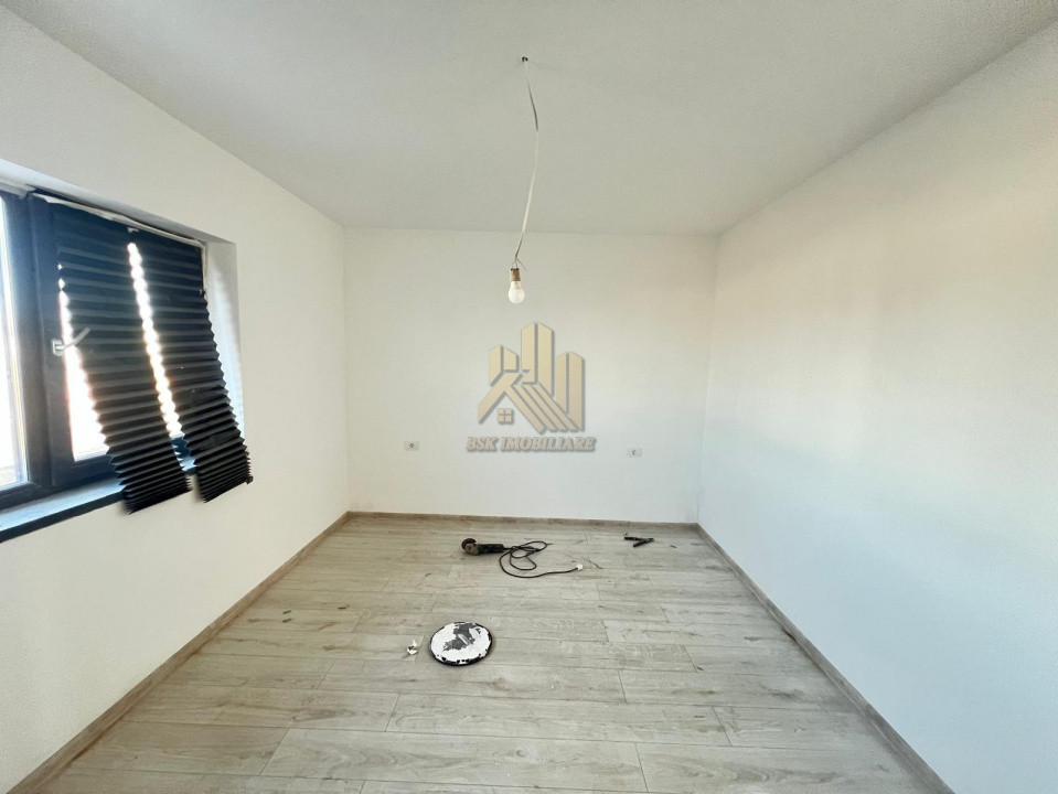 Casa 4 camere Izvor Tarlungeni