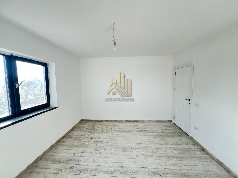 Casa 4 camere Izvor Tarlungeni