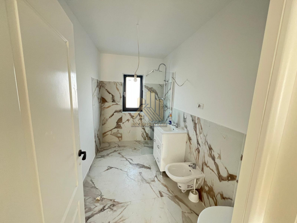 Casa 4 camere Izvor Tarlungeni