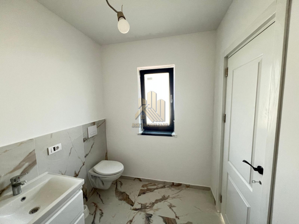 Casa 4 camere Izvor Tarlungeni