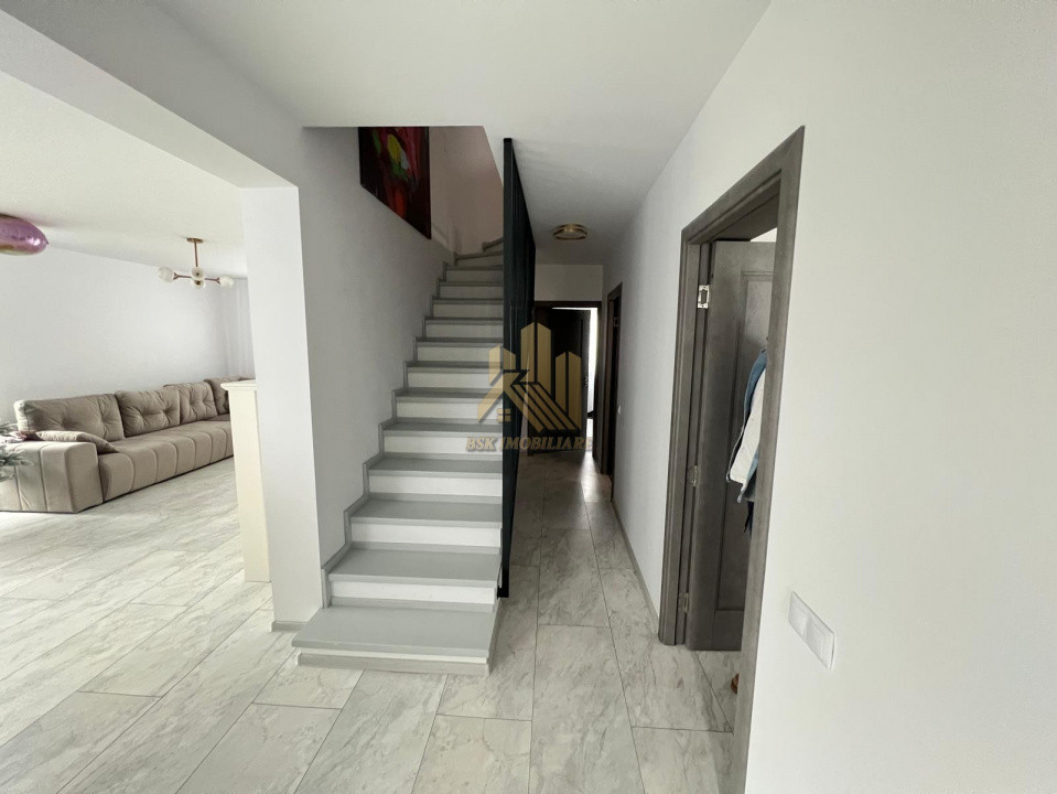 Casa Vila 4 camere Izvor Tarlungeni