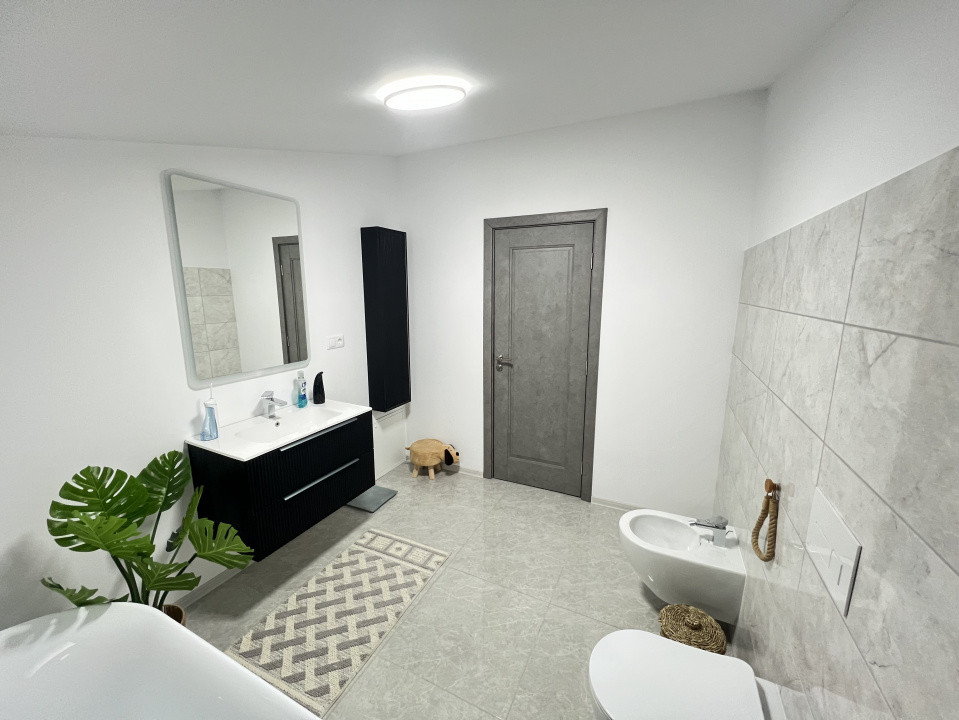 Casa 4 camere Izvor Tarlungeni