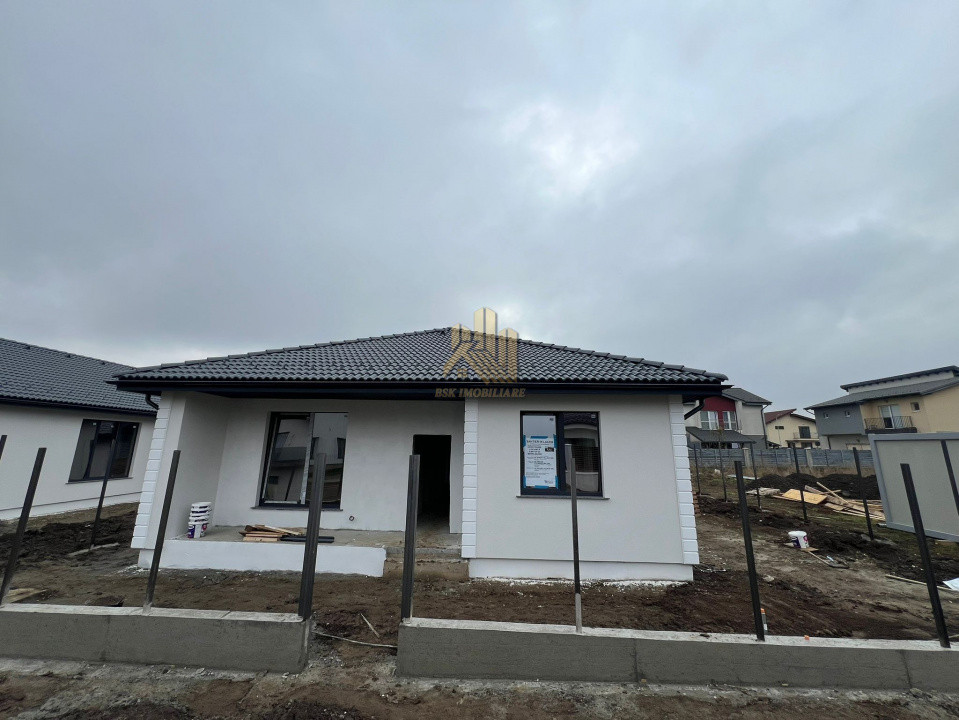 Casa 4 camere  Sanpetru Comision 0